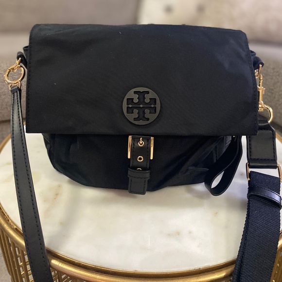 Tory Burch Handbags - Tory Burch Tilda Nylon Crossbody - Black